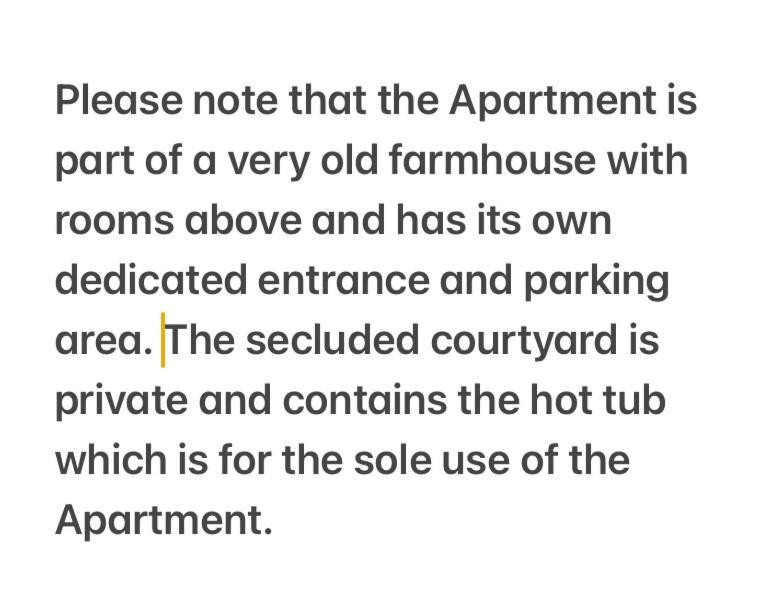 Bryntirion Farmhouse Apartment With Hot Tub Llanfair Caereinion Buitenkant foto